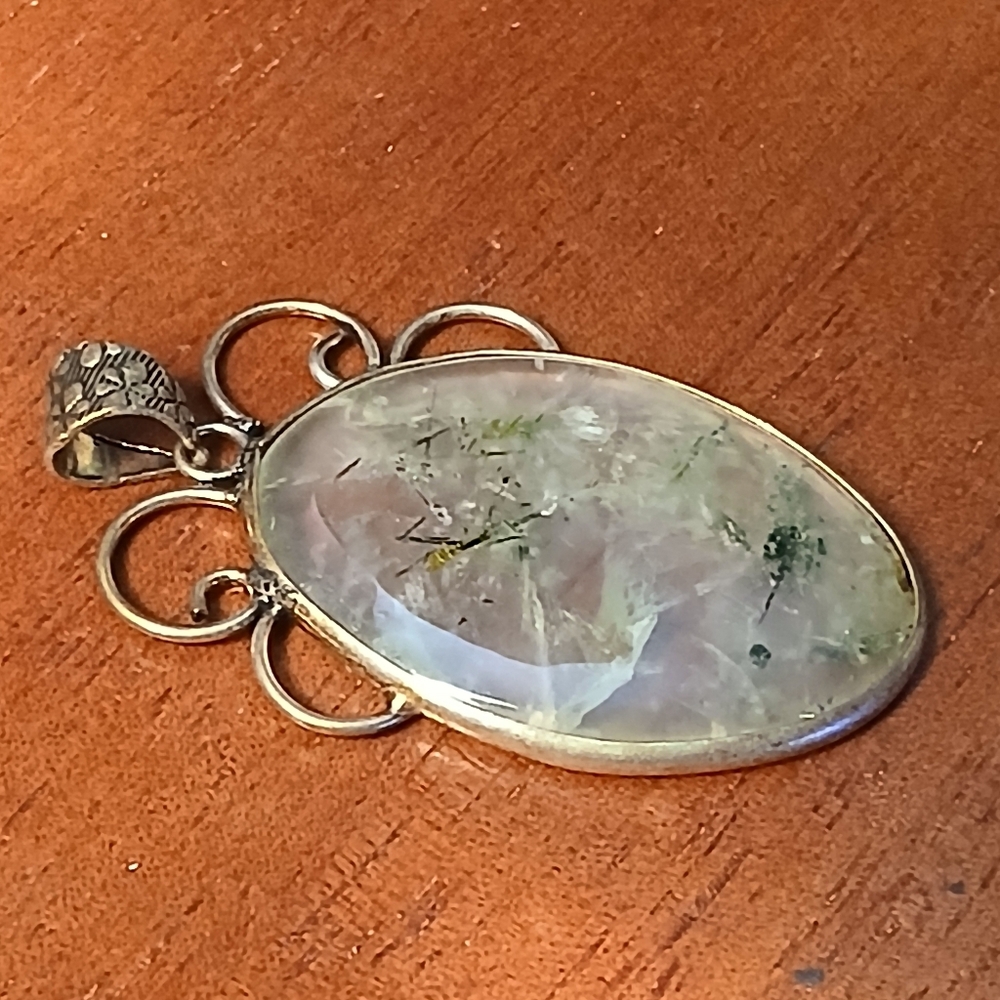 Oval Prehnite Moss Agate Pendant in Silver Plated Setting - Green - Picture 3 of 10